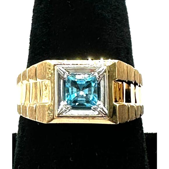 10K Yellow Gold Mens Ring with Blue stone  Size 11 - Picture 3 of 7